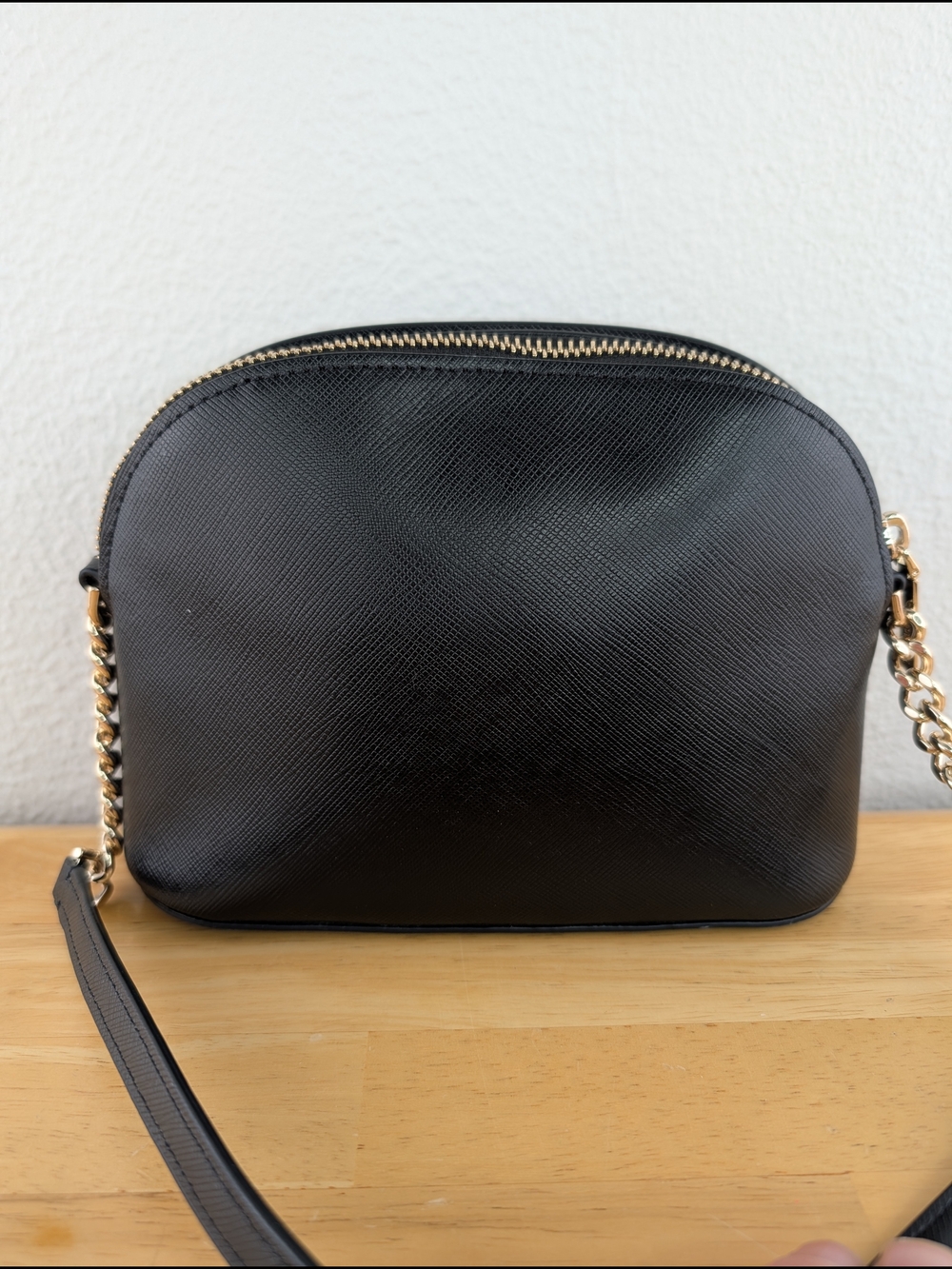 Kate Spade Black Saffiano Leather Crossbody Bag Dome Silhouette Gold-Tone Chain - Picture 4 of 13